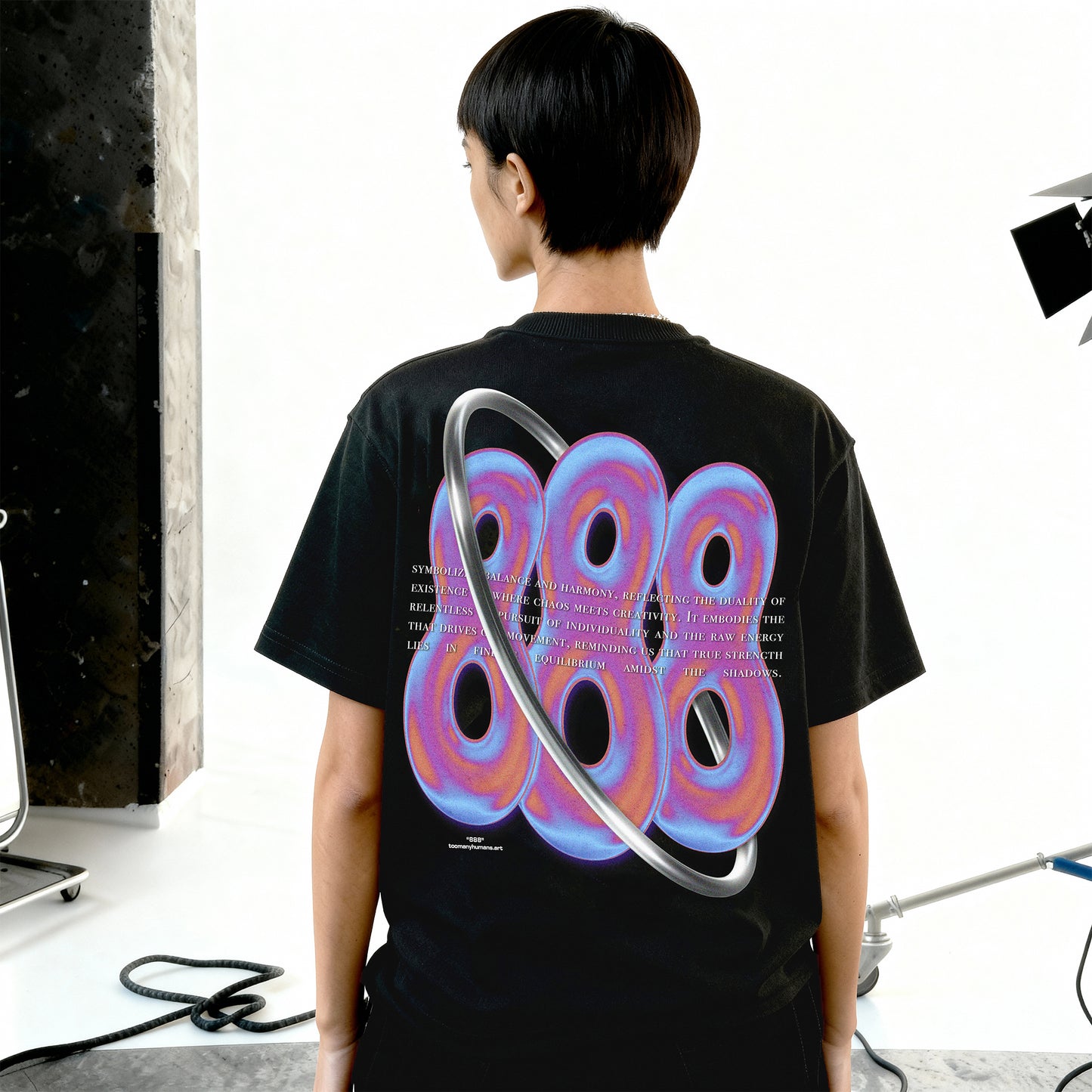 EightEightEight 001