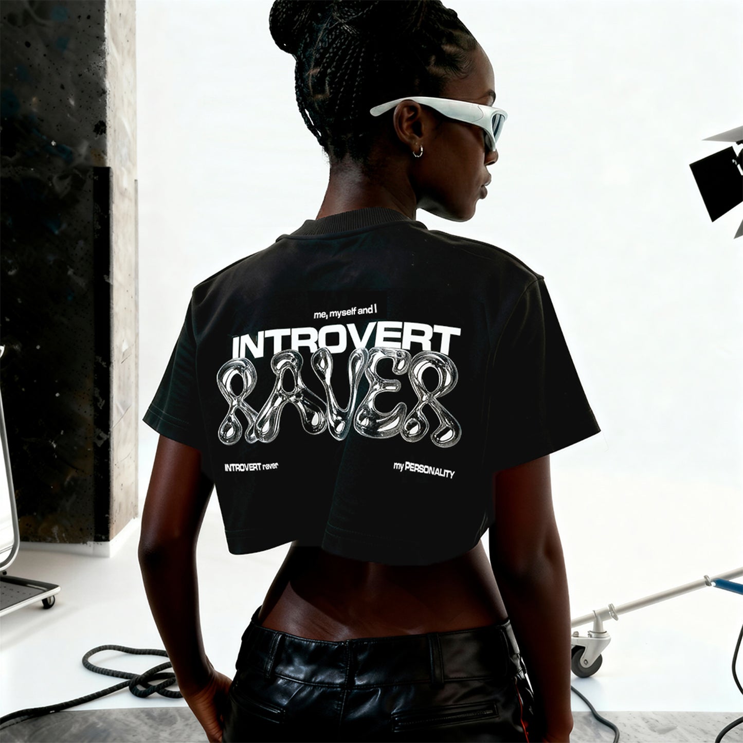 Introvert 001 Crop